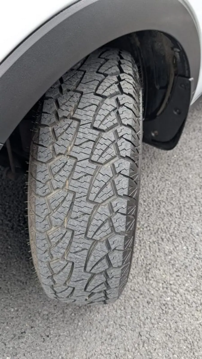 Image 4 of 6