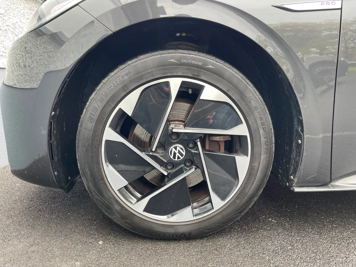 Image 3 of 18