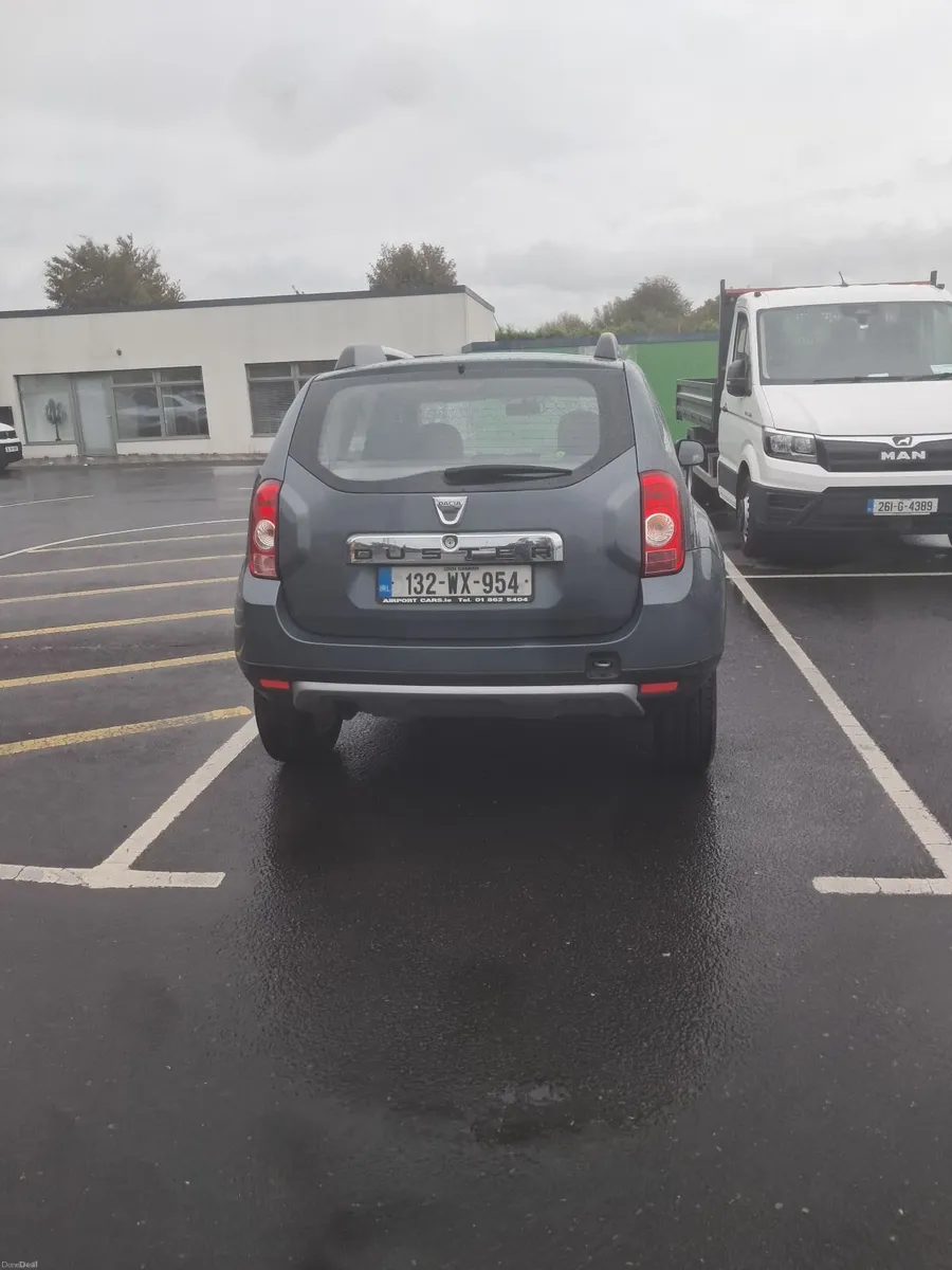 Image 2 of 6