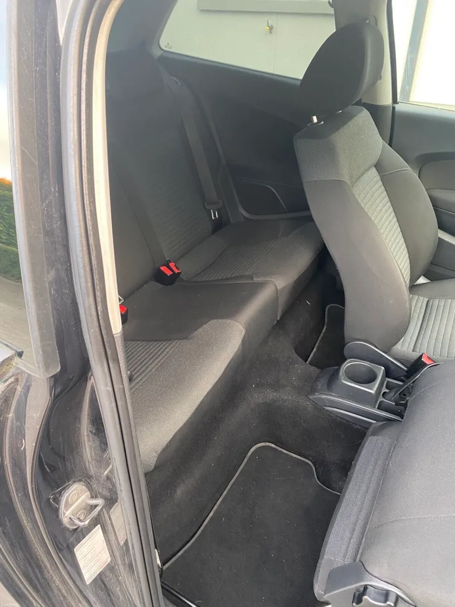 Image 6 of 6