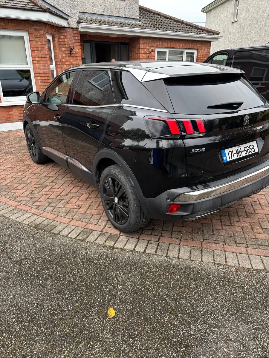 Image 3 of 11