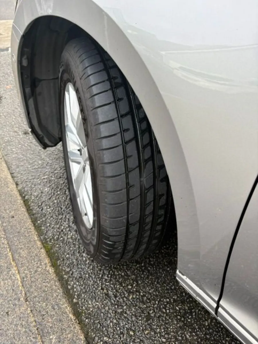 Image 4 of 10