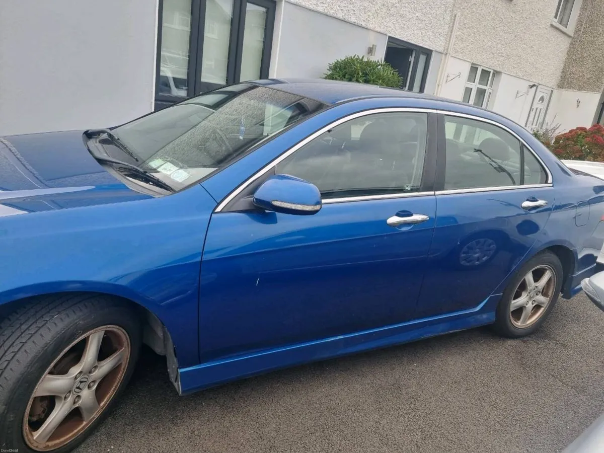 Image 2 of 10