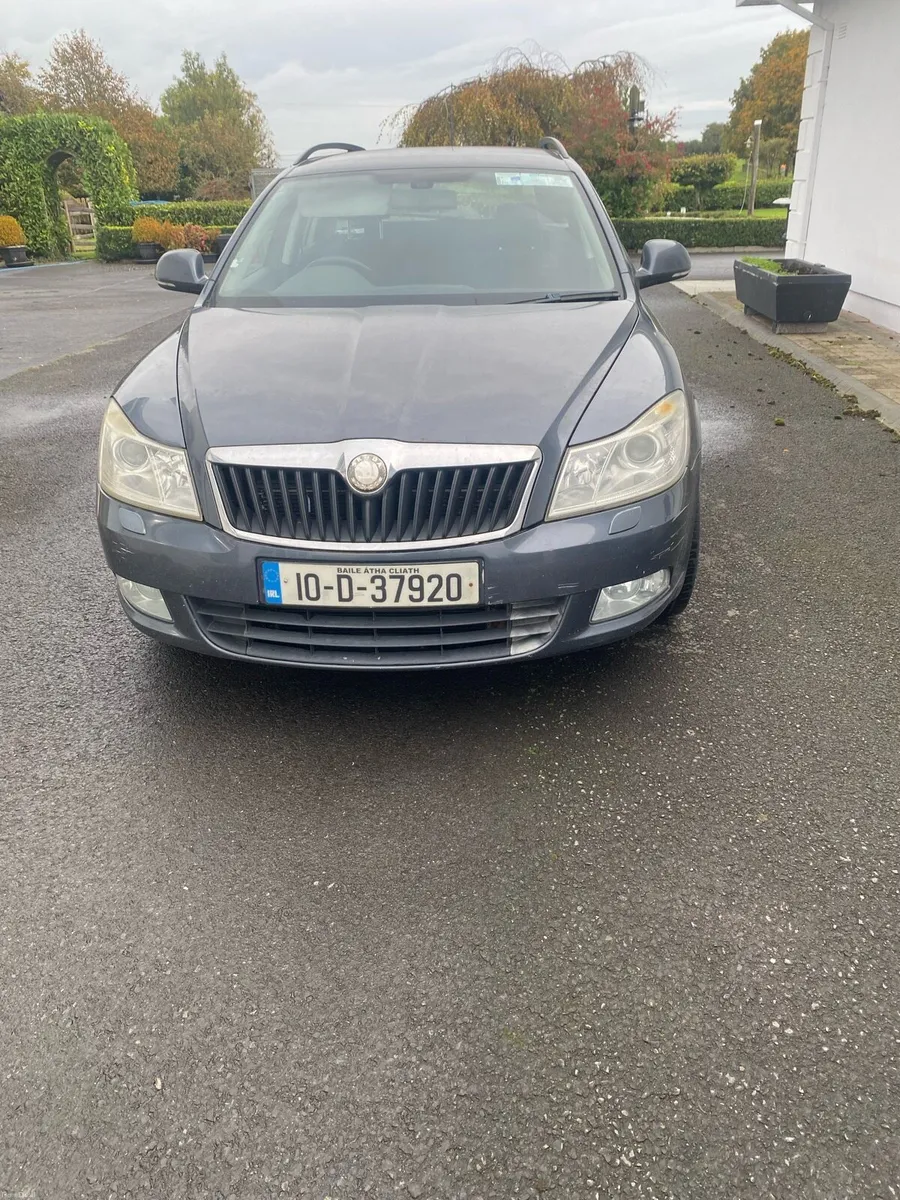 Image 2 of 4