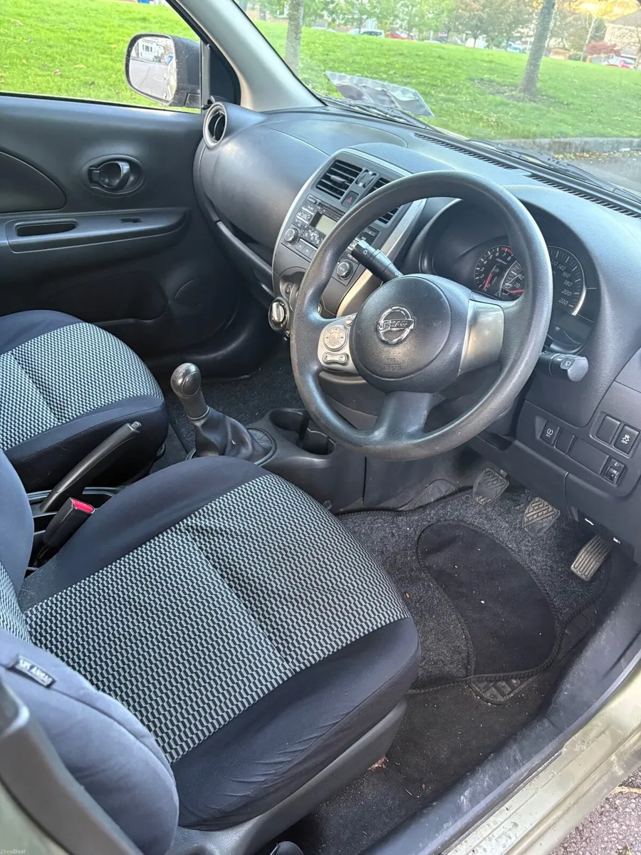Image 4 of 6