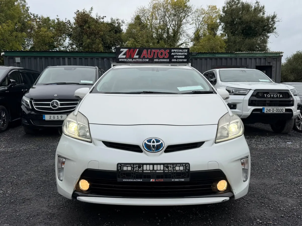 Image 2 of 18