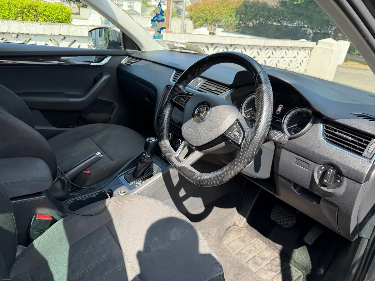 Image 6 of 6
