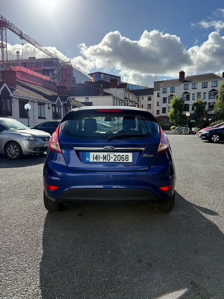 Image 4 of 8