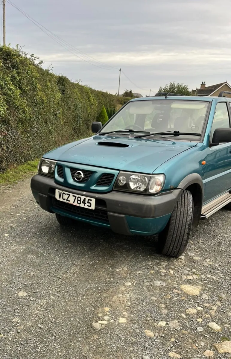 Image 1 of 7