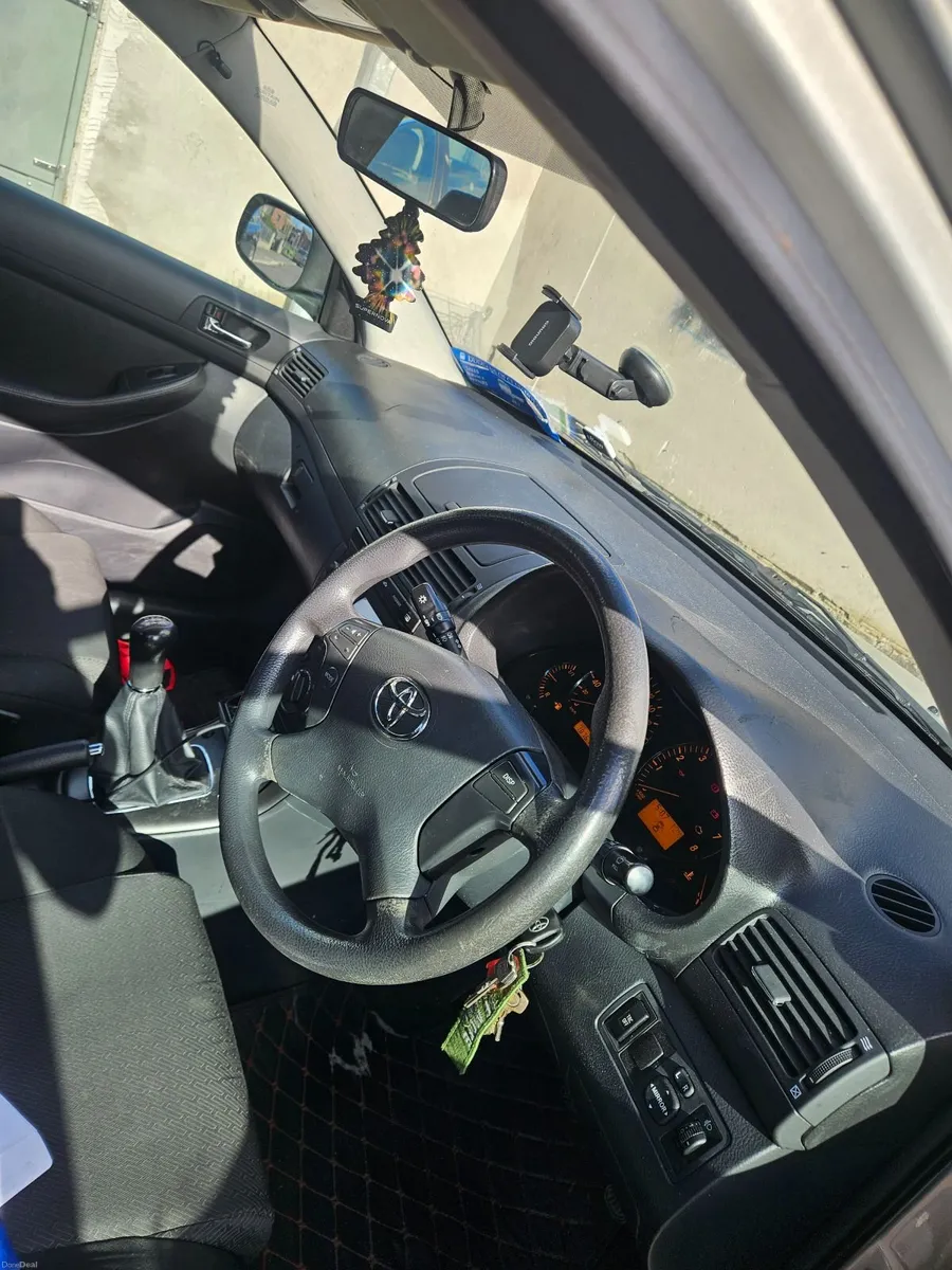 Image 2 of 10