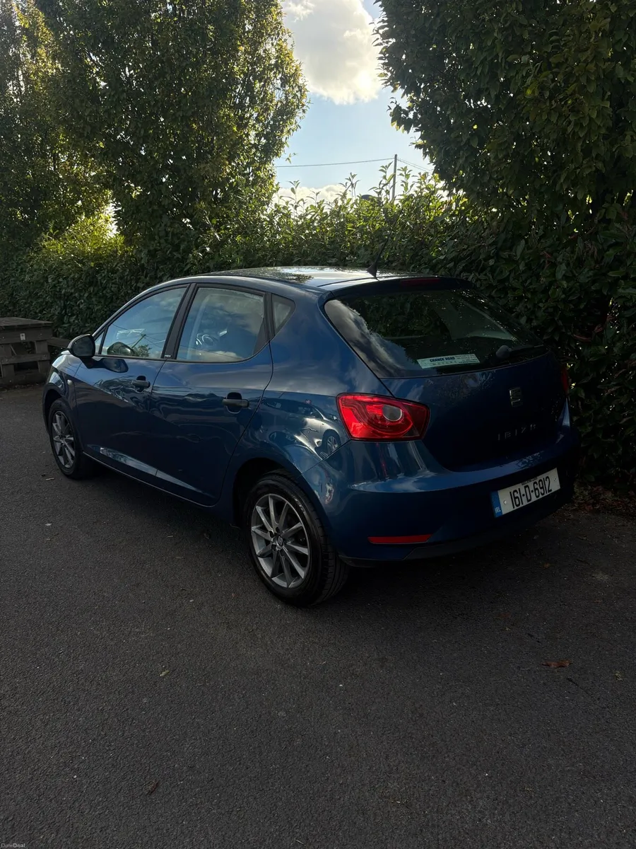 Image 4 of 7