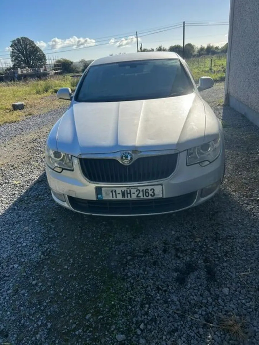 Image 1 of 7