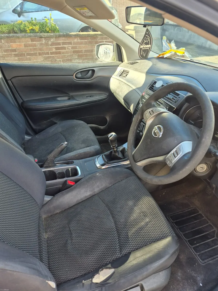 Image 4 of 6