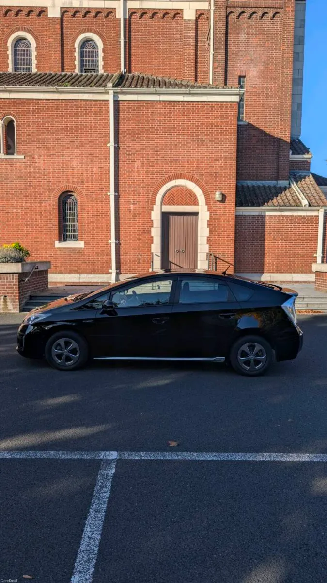 Image 2 of 10