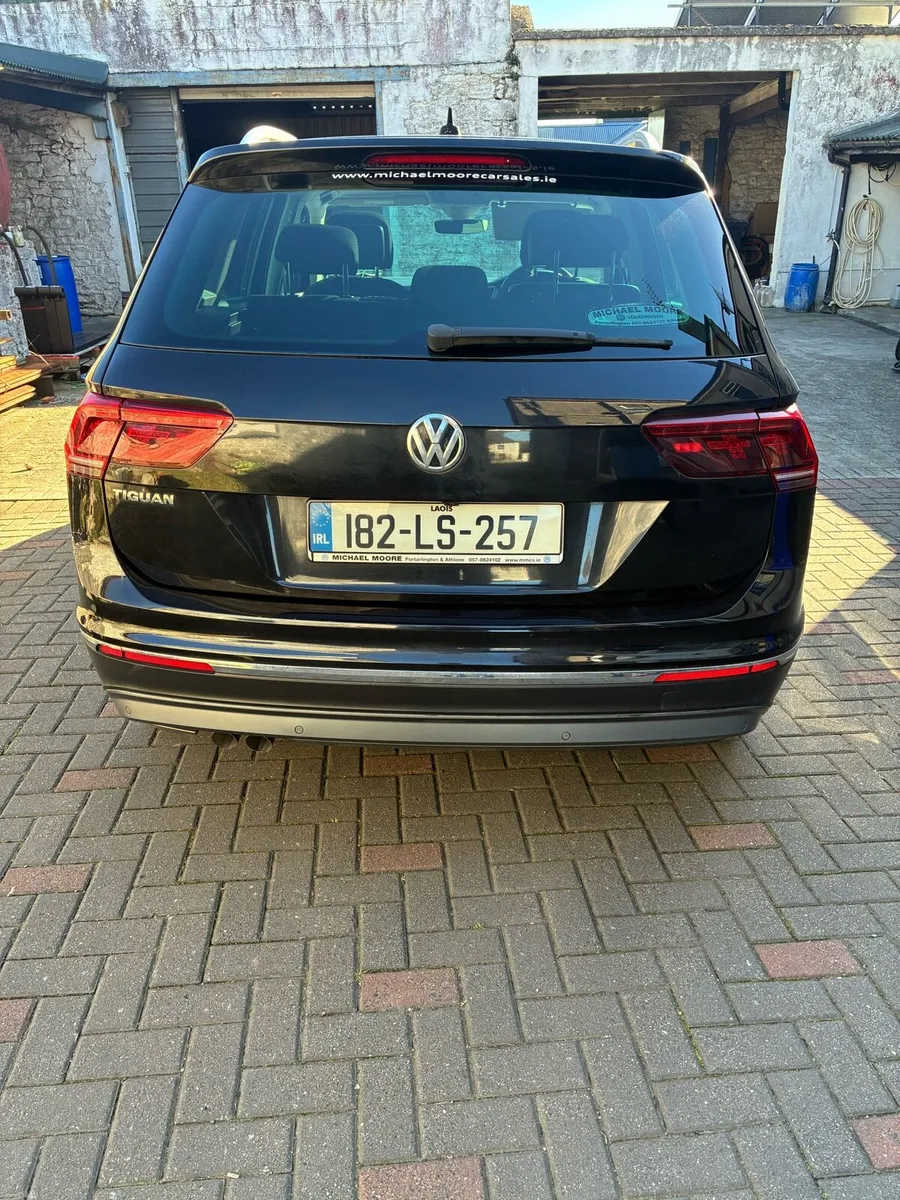 Image 2 of 7