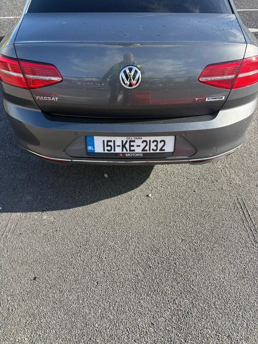 Image 4 of 8