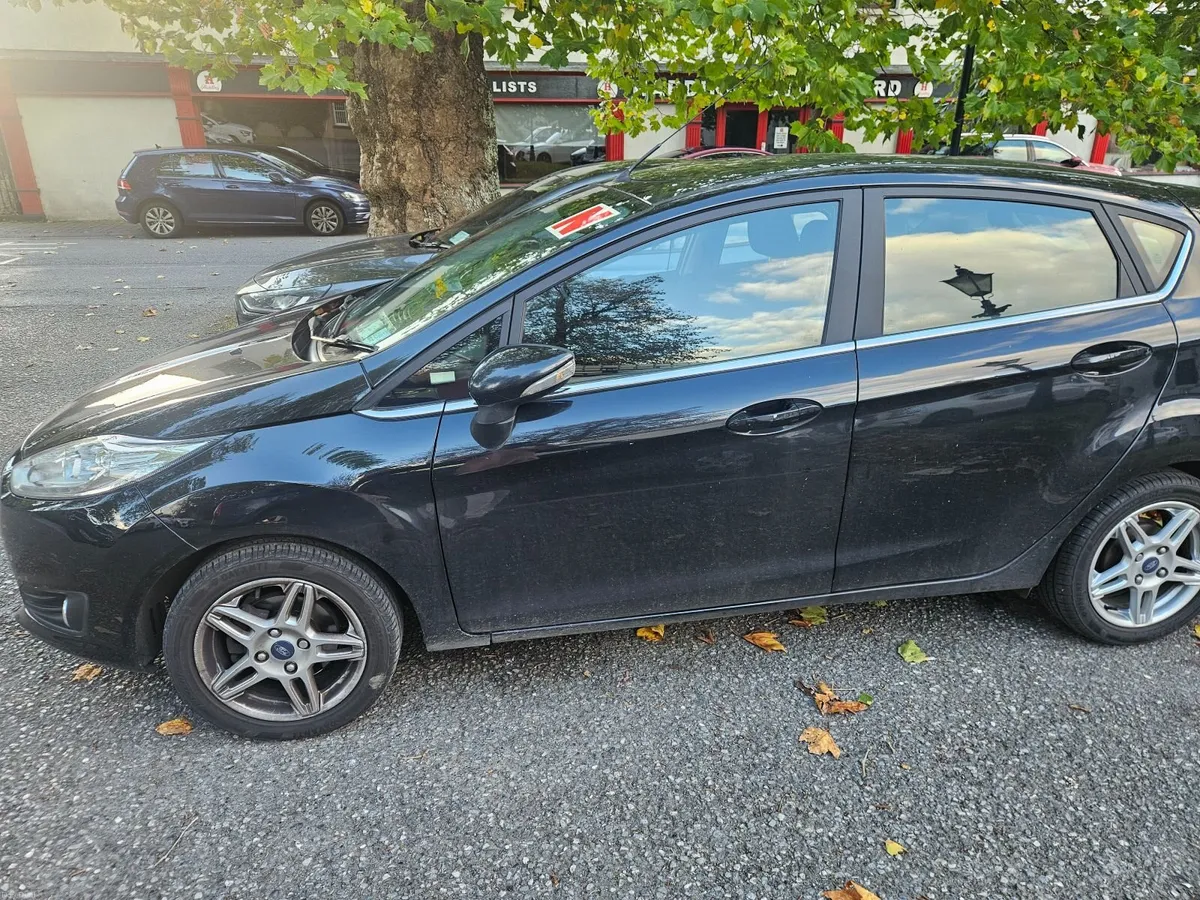 Image 2 of 6