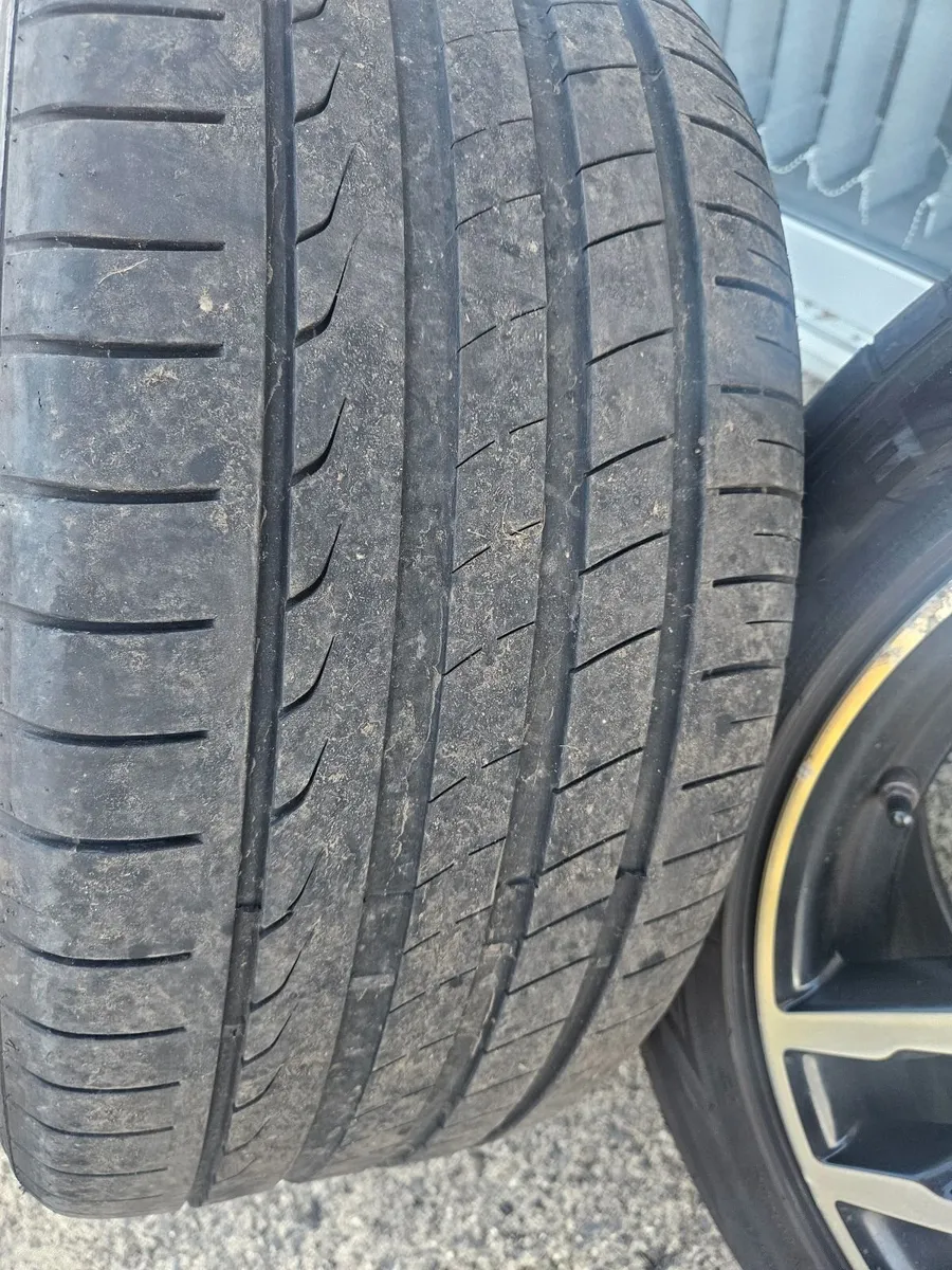 Image 4 of 5