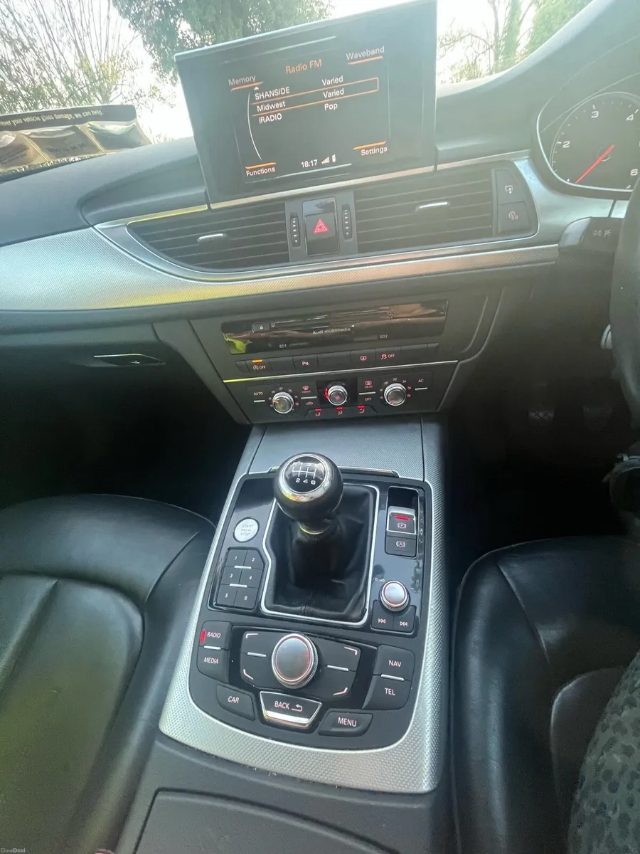 Image 4 of 7