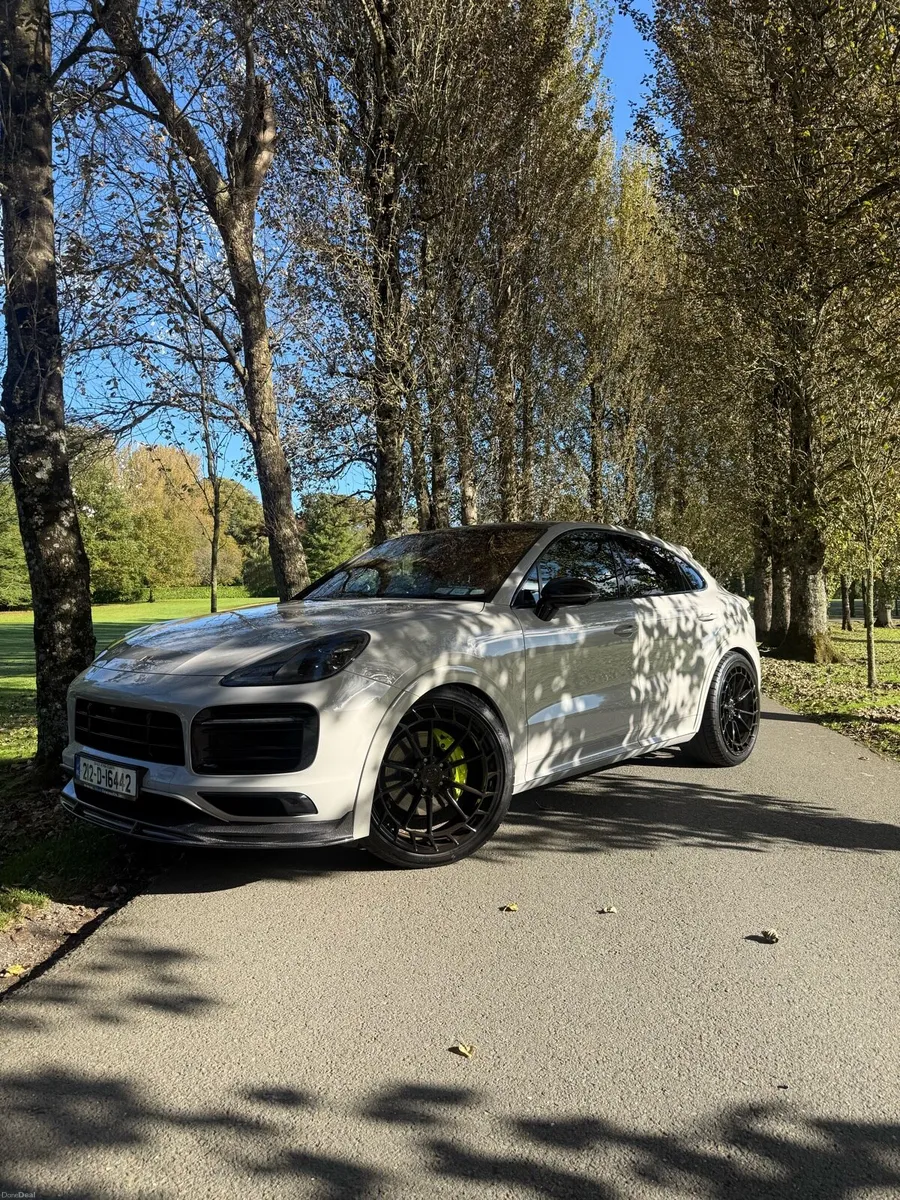 Image 2 of 20