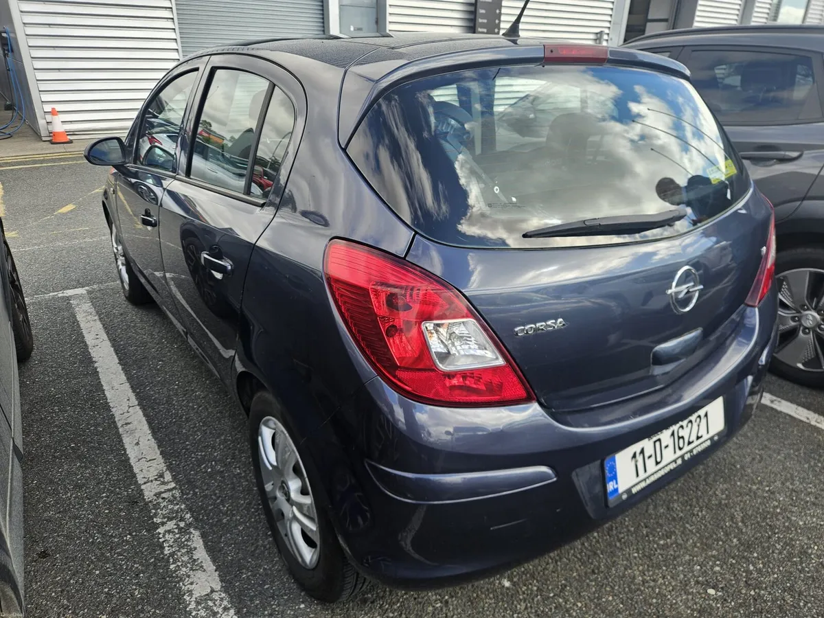 Image 4 of 9