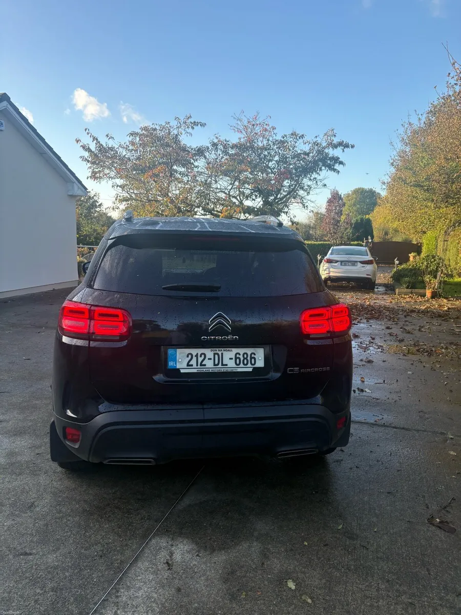 Image 4 of 7