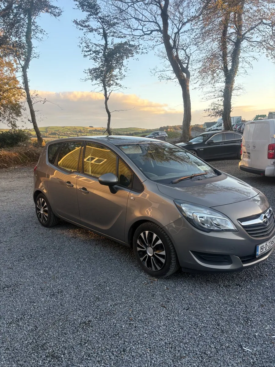 Image 1 of 8