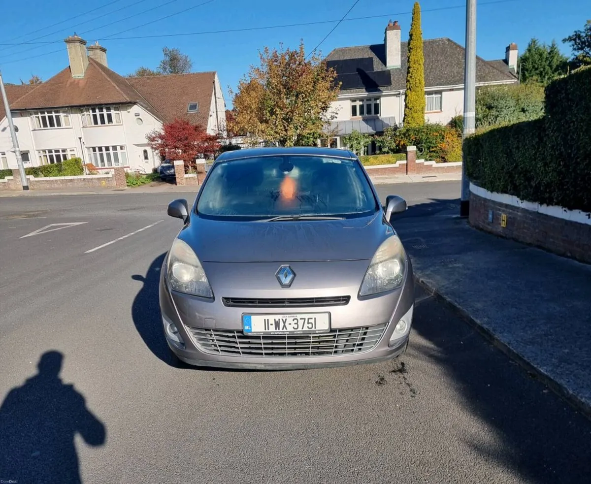 Image 2 of 10