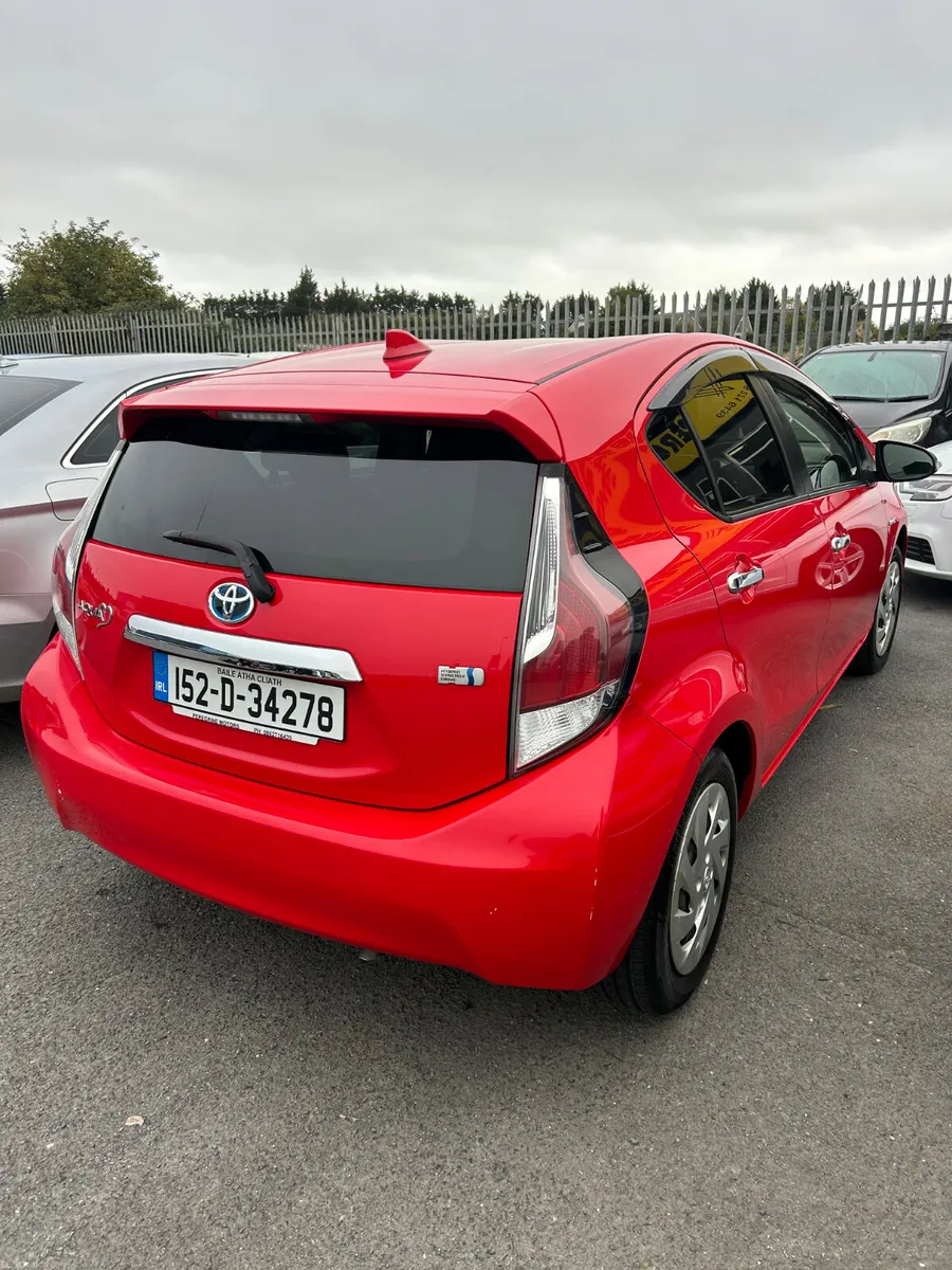 Image 4 of 7