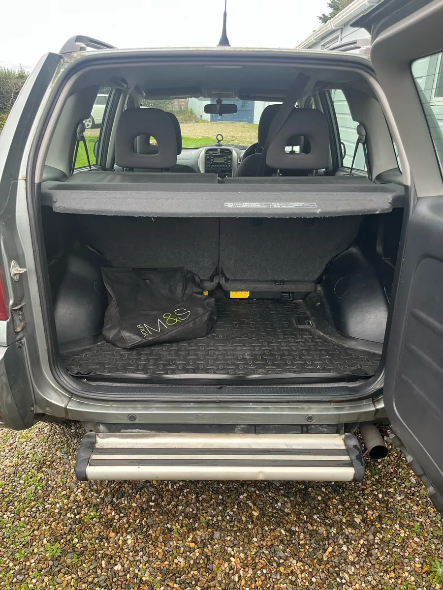 Image 3 of 10