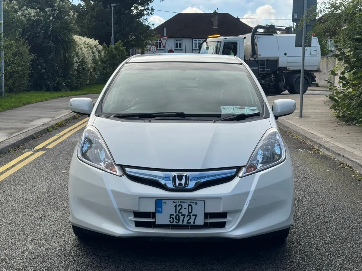 Image 2 of 10
