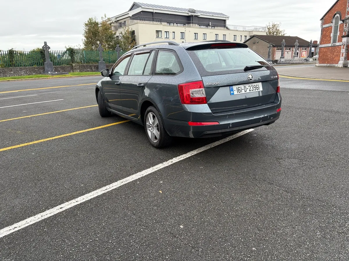 Image 4 of 10