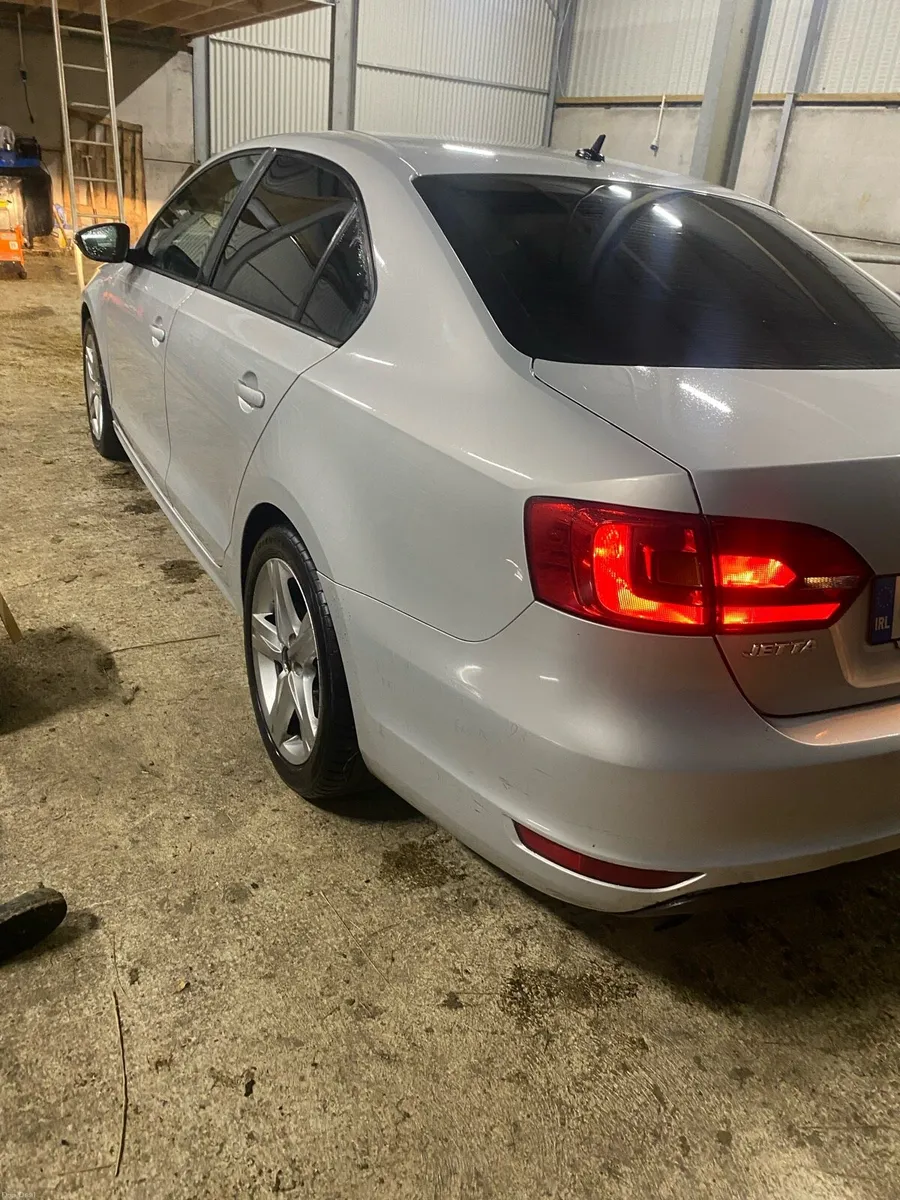 Image 5 of 11