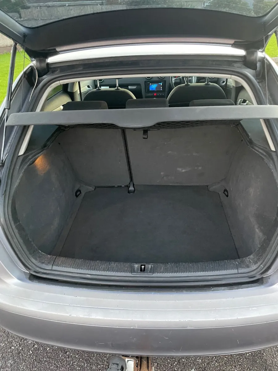 Image 4 of 7