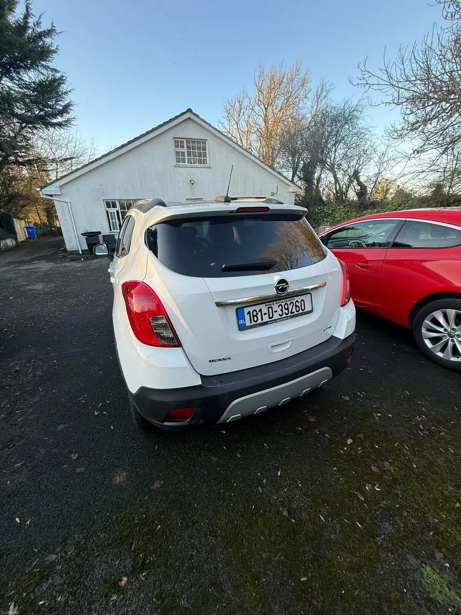 Image 3 of 7