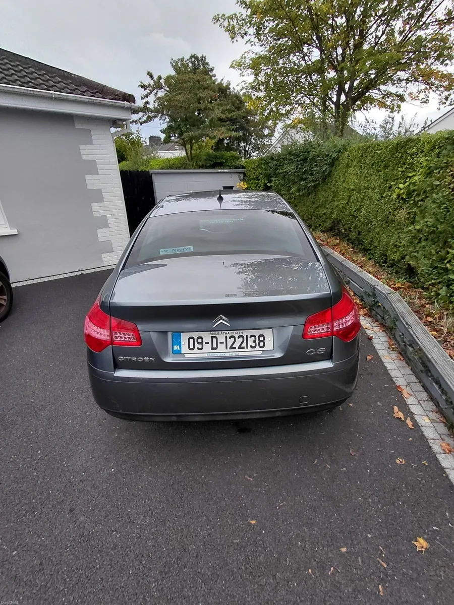 Image 2 of 8