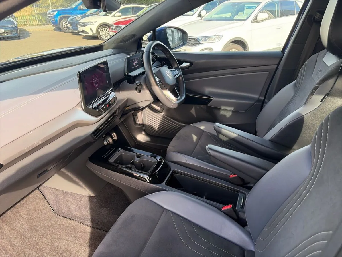 Image 2 of 24