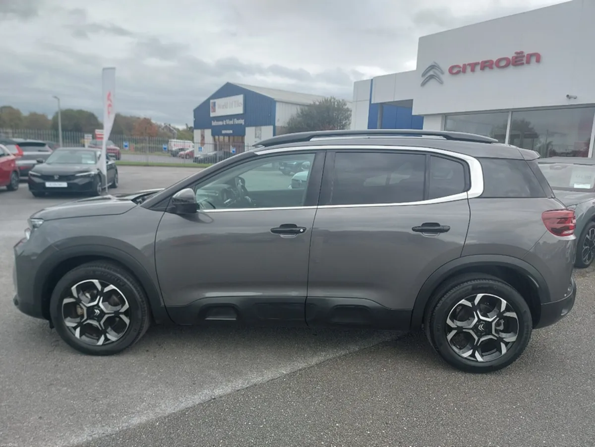 Image 6 of 24