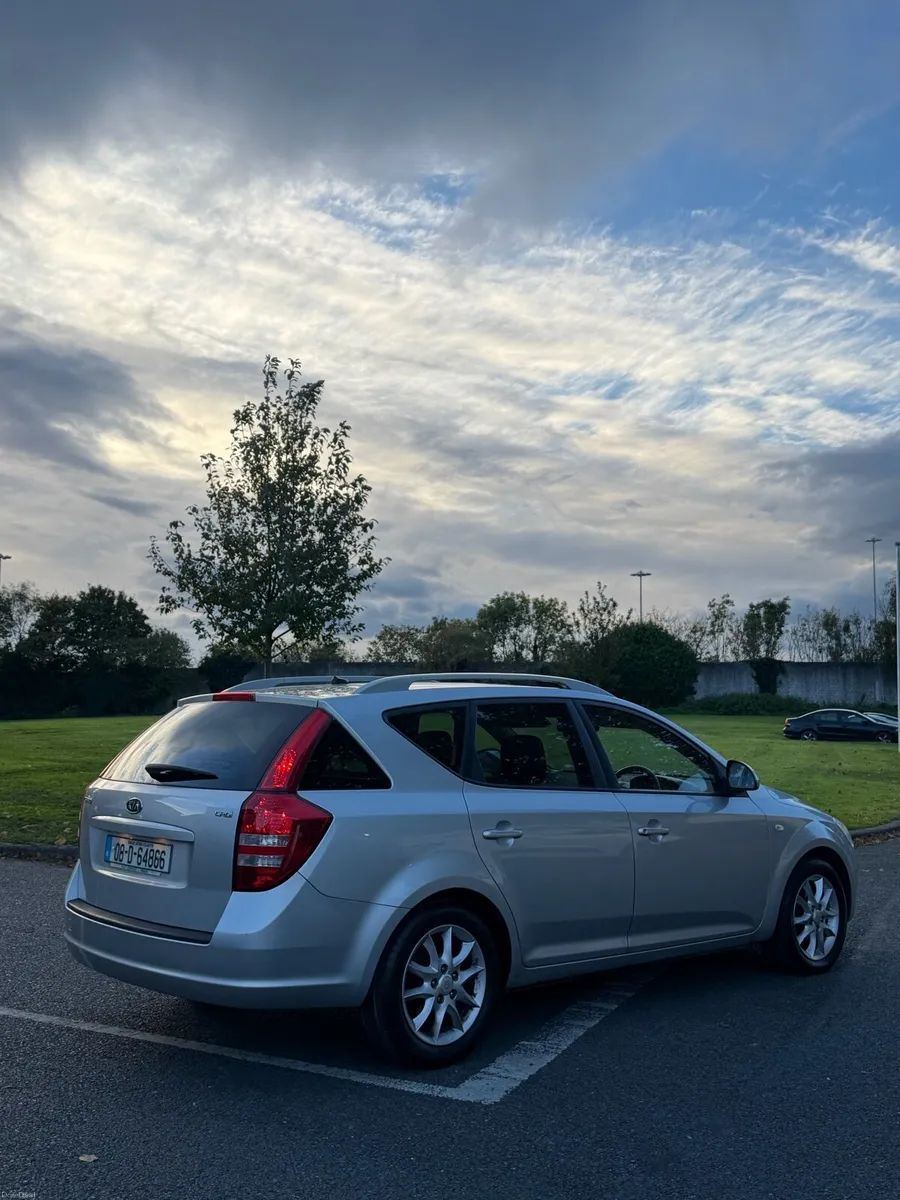 Image 2 of 10