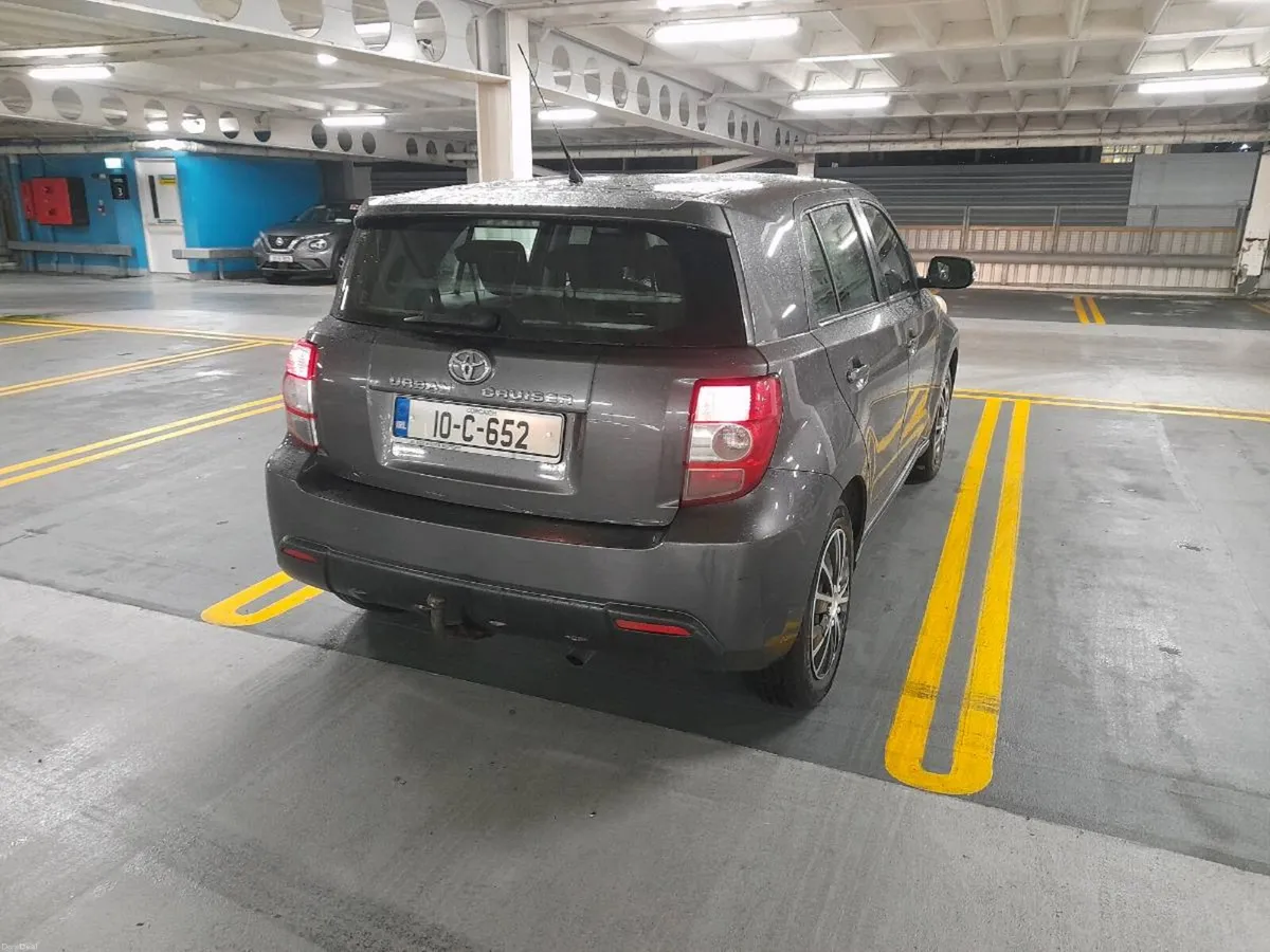 Image 2 of 10