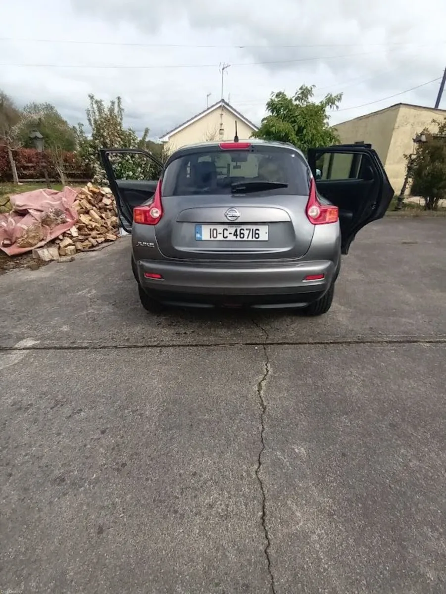 Image 2 of 4