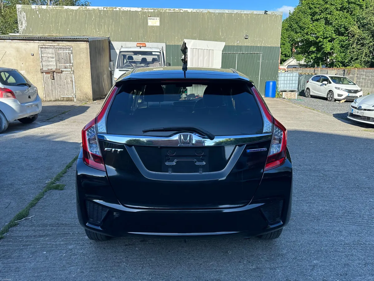 Image 4 of 17