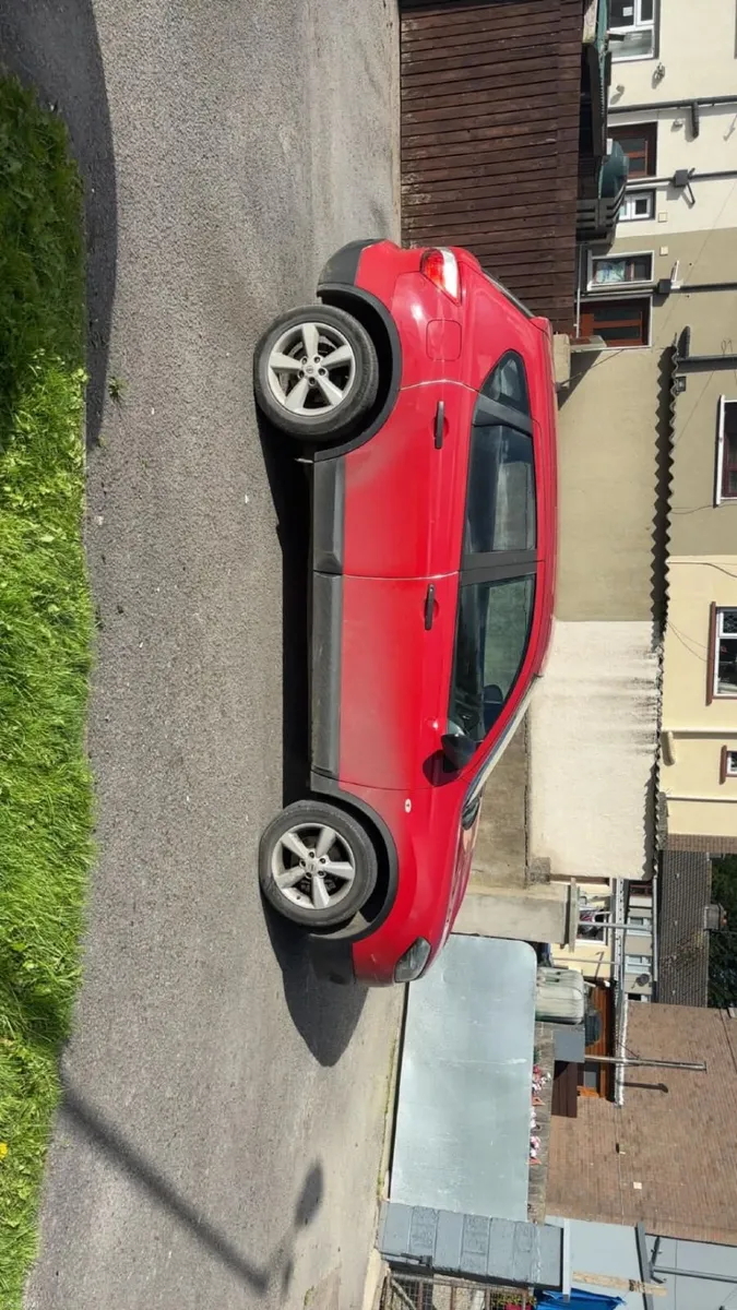 Image 4 of 6
