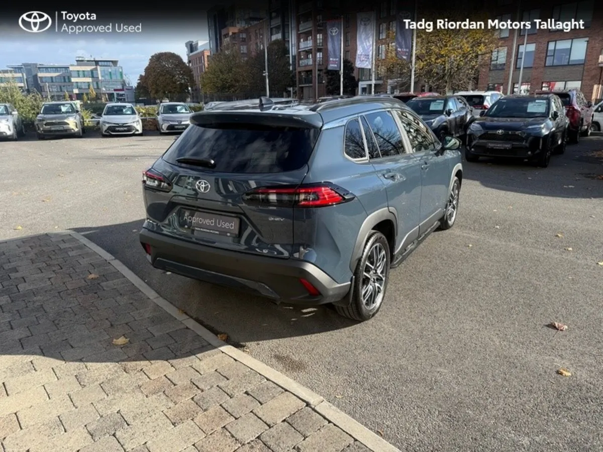 Image 2 of 20