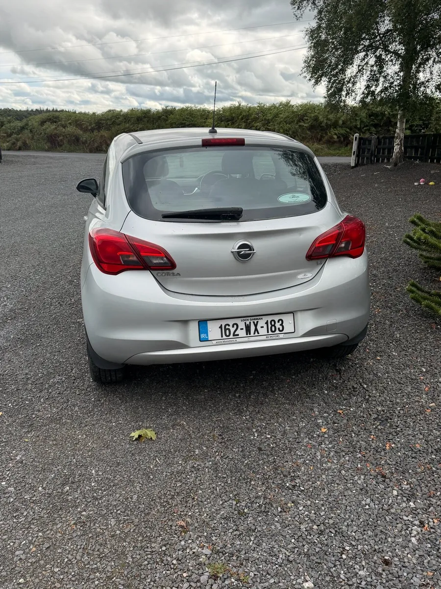 Image 4 of 8