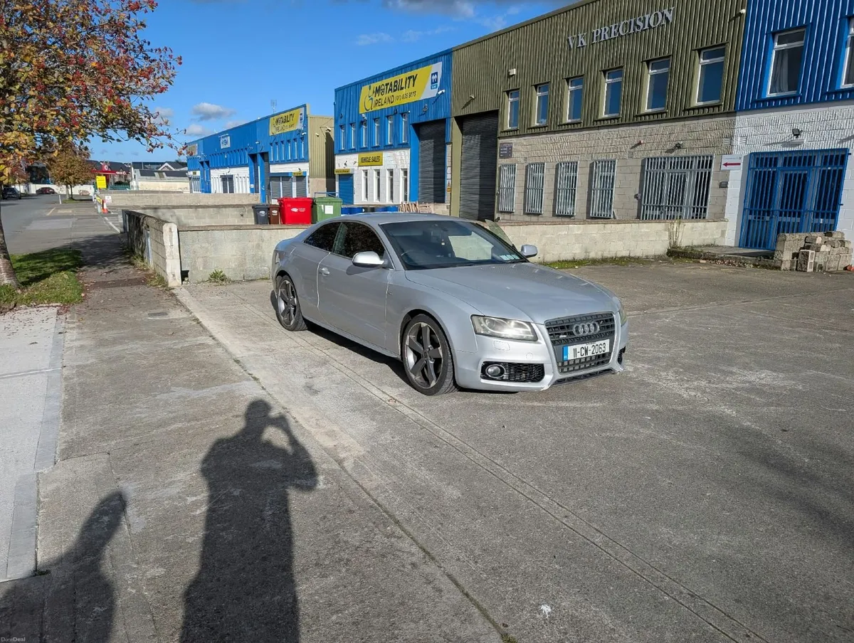 Image 3 of 10
