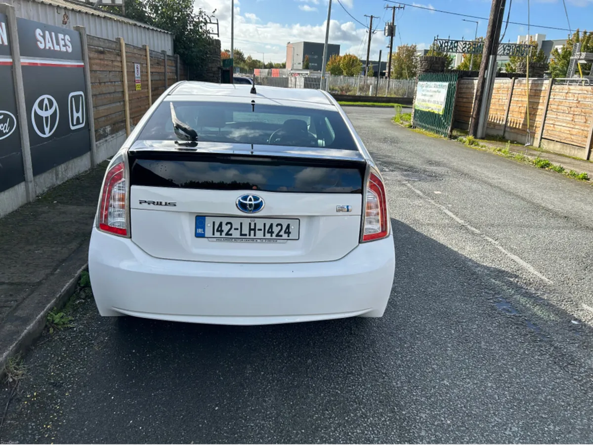 Image 6 of 17