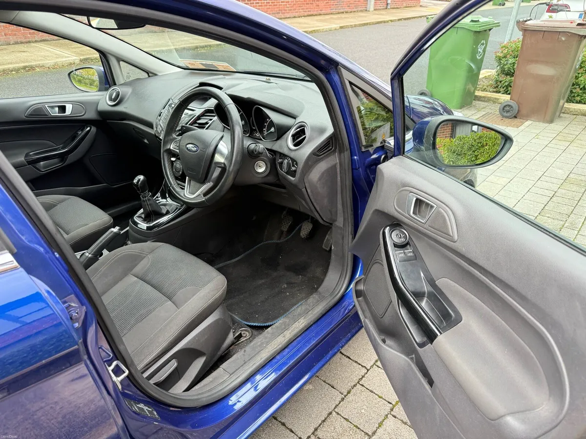 Image 4 of 5