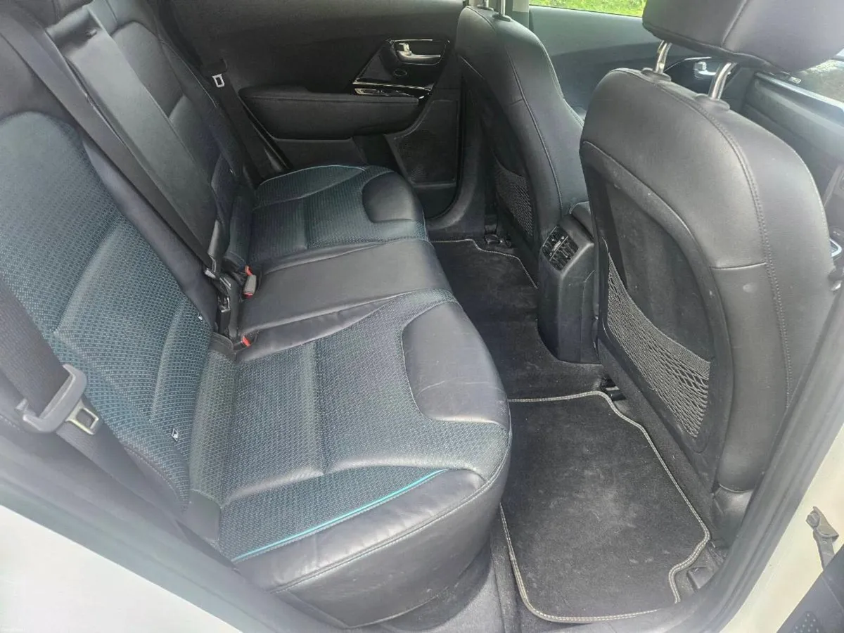 Image 2 of 12