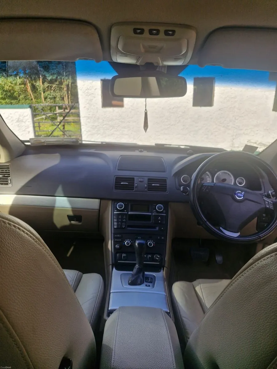 Image 3 of 10